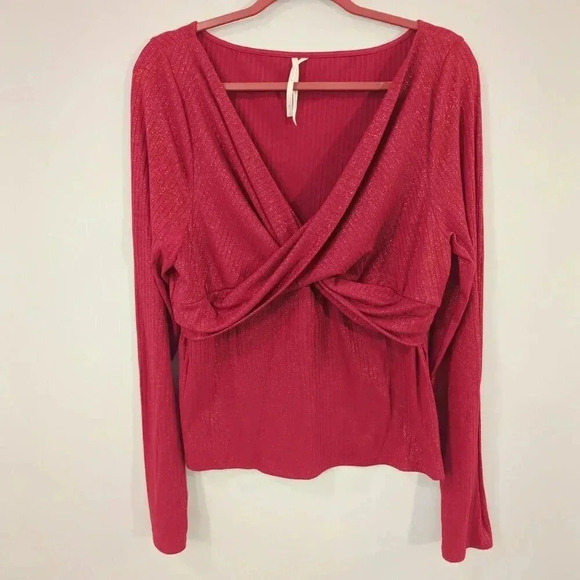 Anthropologie Top‎ Red Twist Front Metallic Ribbed Long Sleeve size XL - Picture 1 of 7